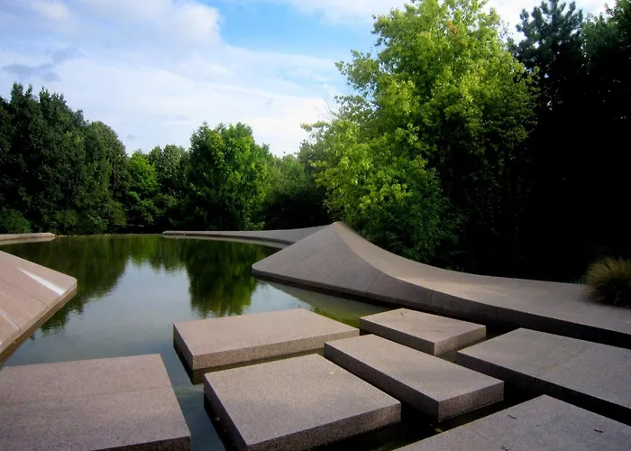 In Near D-day Beaches Apartment